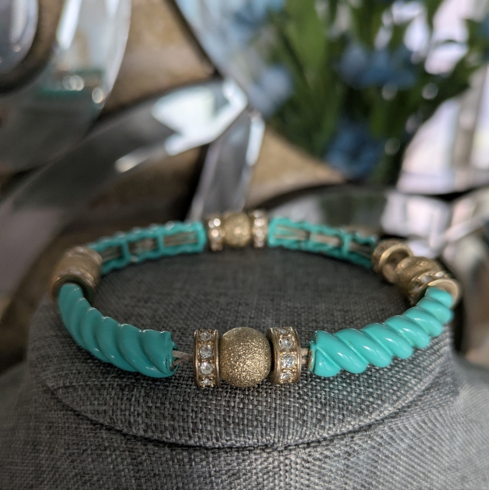 Vintage Enameled Stretch Bracelet
